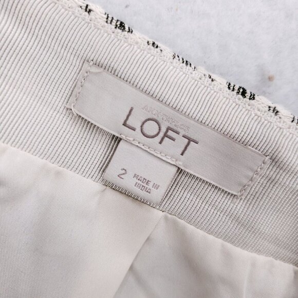 Ann Taylor LOFT Pencil Skirt Ivory Gold Metallic Geometric Pattern EUC Size 2 - Picture 5 of 7